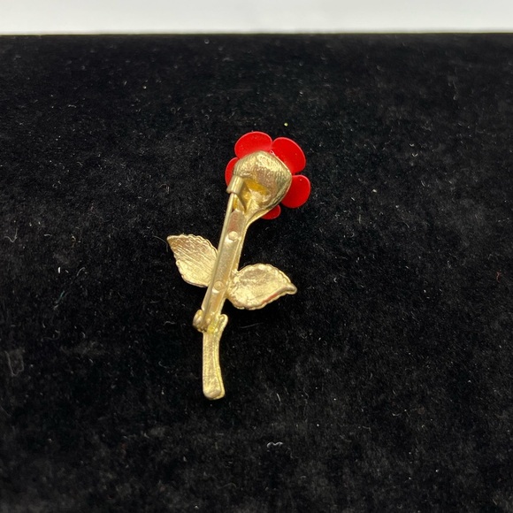 Vintage Red Rose Brooch Pin - Picture 3 of 3